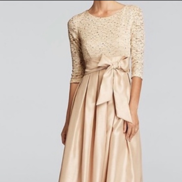 Dress - Picture 1 of 5